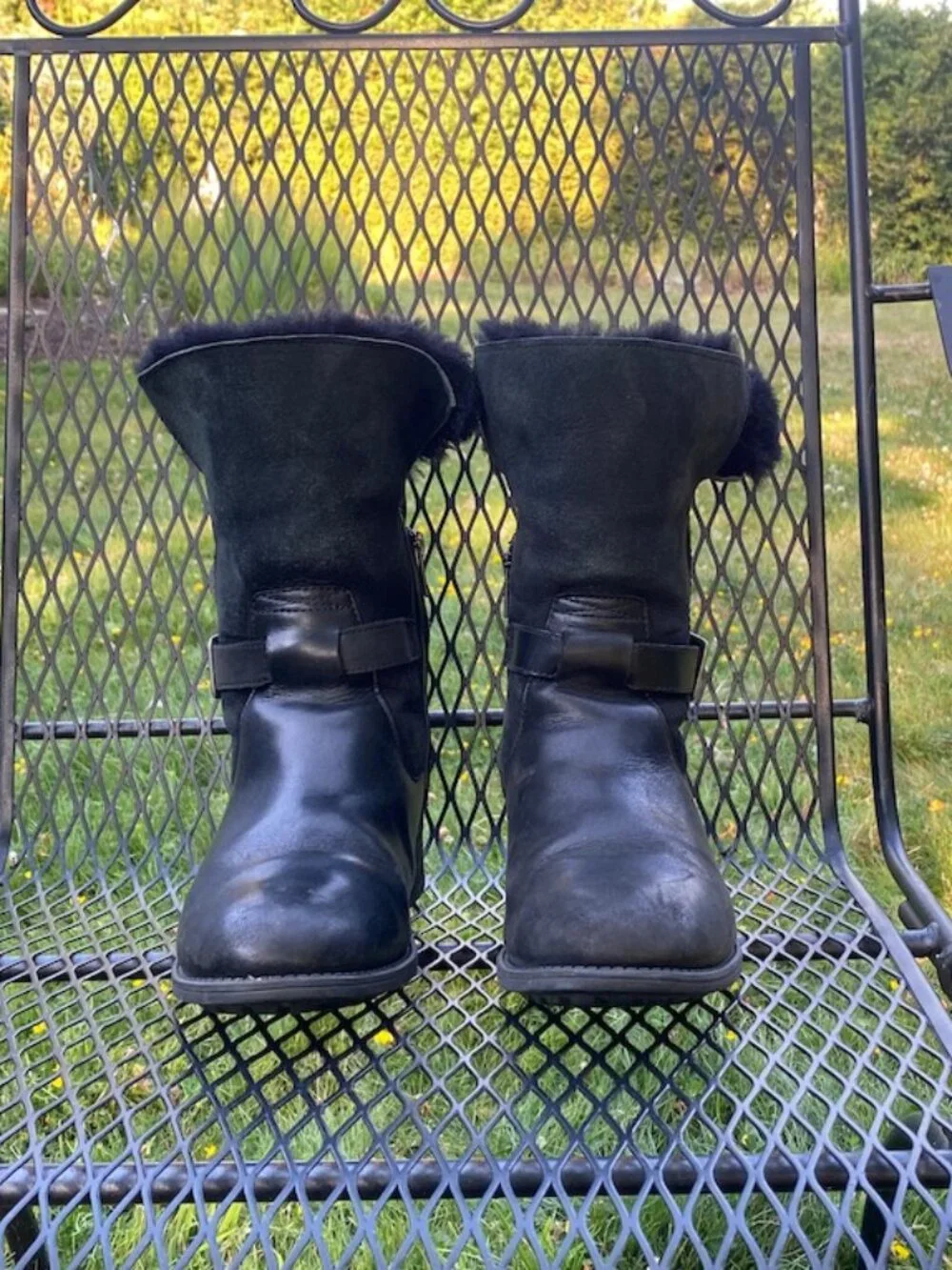 UGG Pernille Boots in Black, Women's Size 7 - Picture 3 of 16